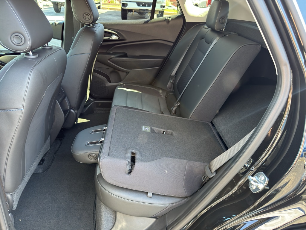 2026 Chevrolet Trax LT - Photo 15