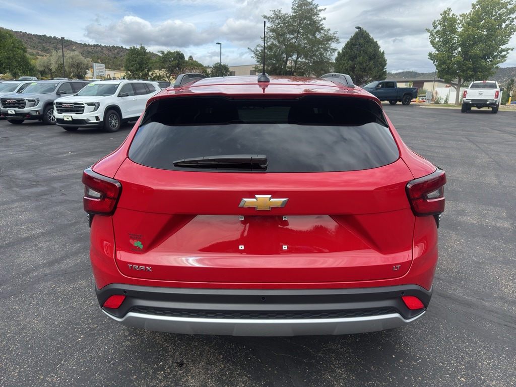 2026 Chevrolet Trax LT - Photo 6
