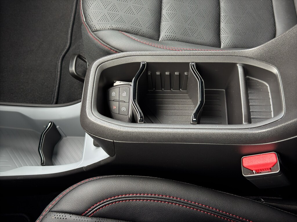 2027 Chevrolet Bolt RS - Photo 27