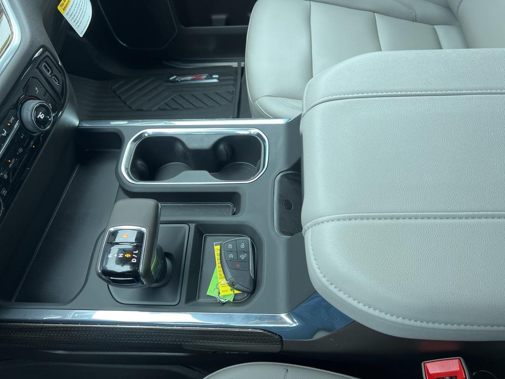 2025 Chevrolet Silverado 1500 LT Trail Boss - Photo 28