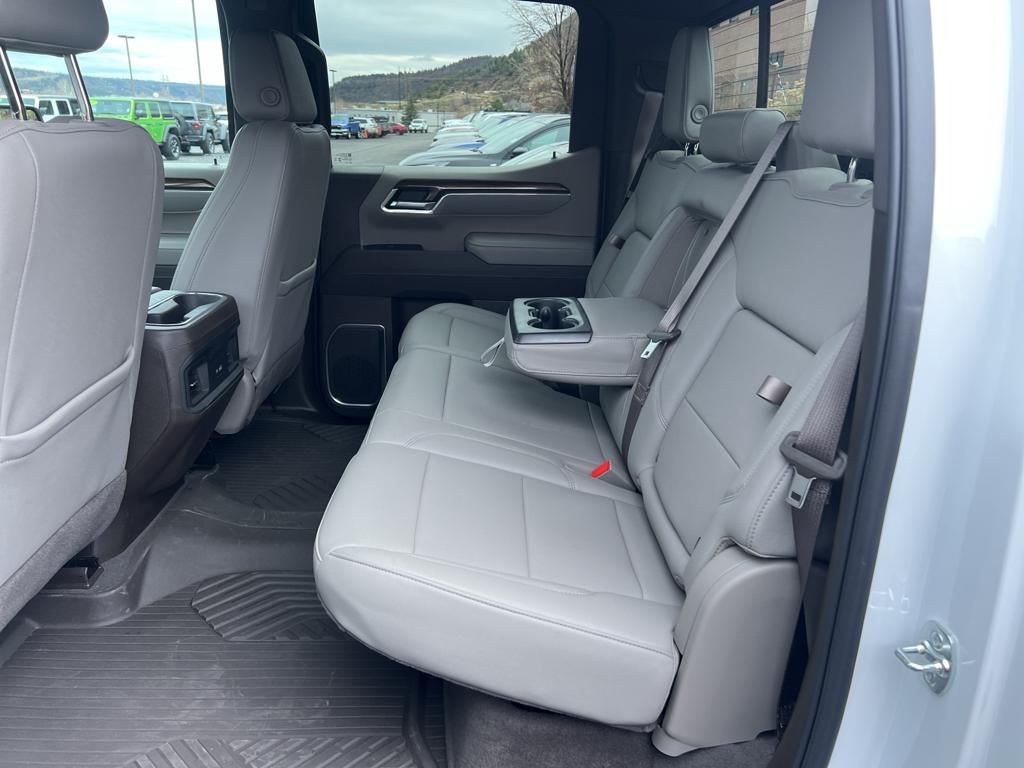 2025 Chevrolet Silverado 1500 LT Trail Boss - Photo 12