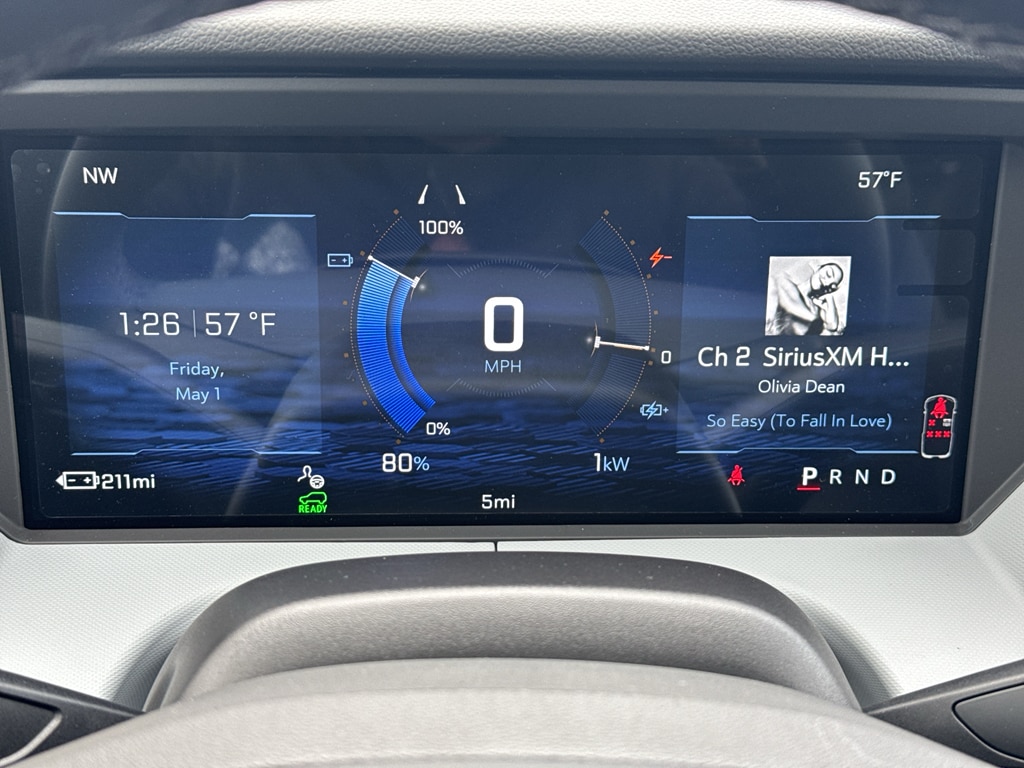2027 Chevrolet Bolt RS - Photo 23