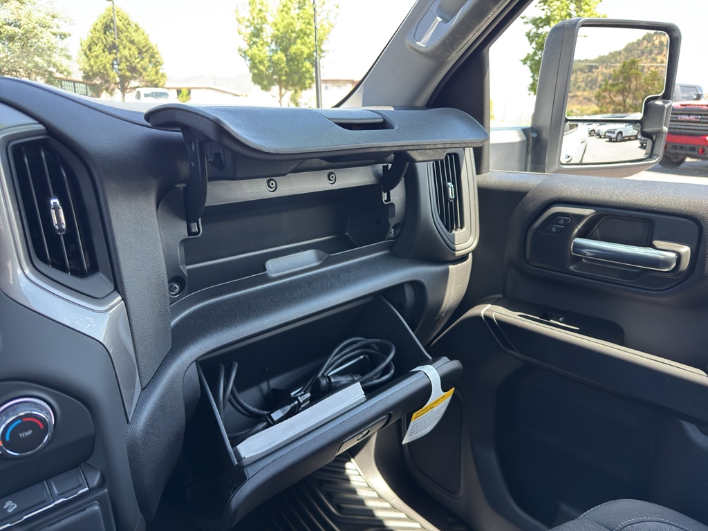 2026 Chevrolet Silverado 2500 HD Custom - Photo 30