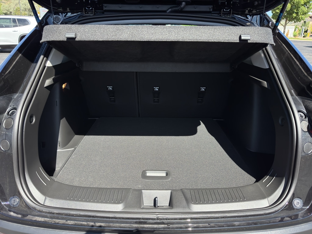 2026 Chevrolet Trax LT - Photo 12