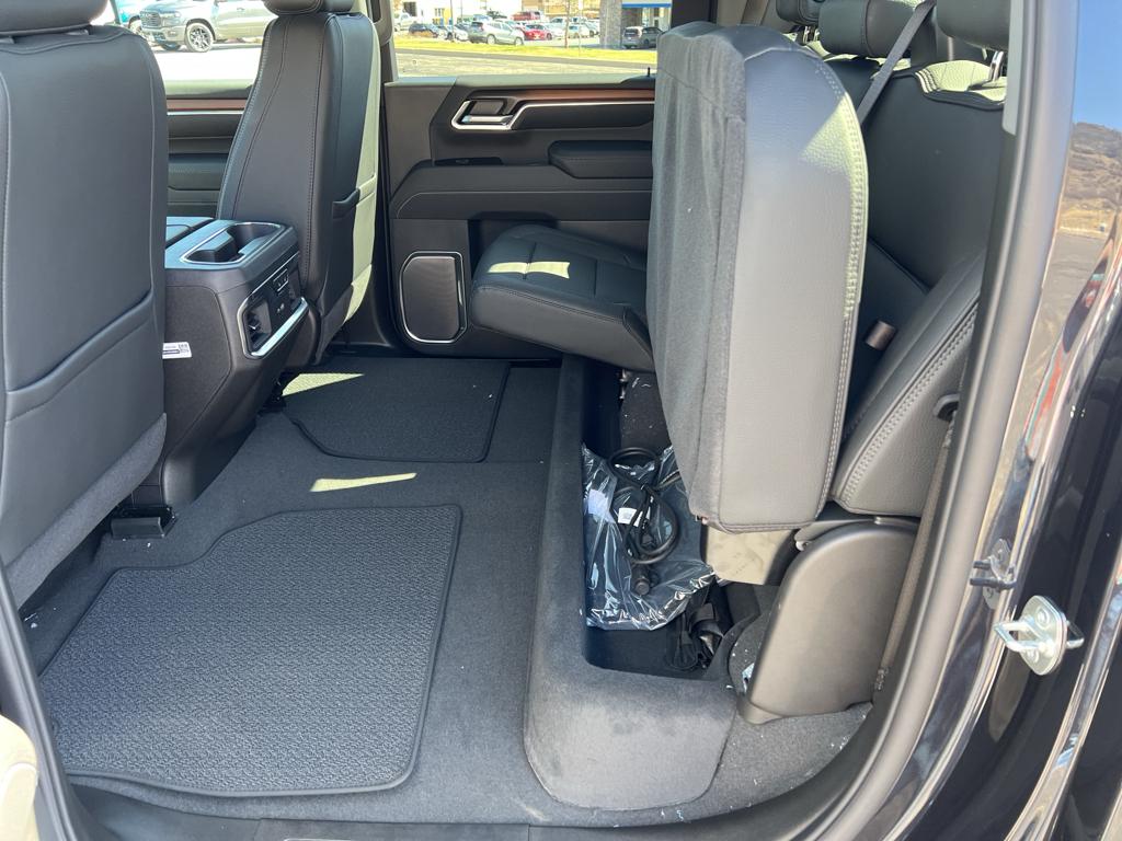 2025 GMC Sierra 3500HD Denali - Photo 15