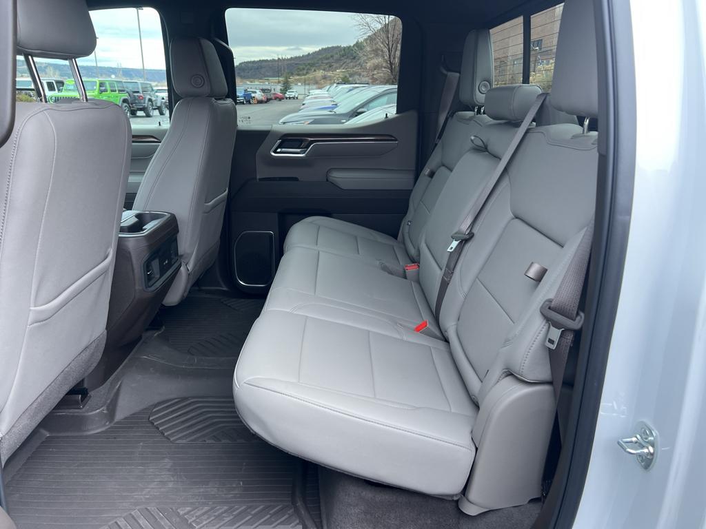 2025 Chevrolet Silverado 1500 LT Trail Boss - Photo 11