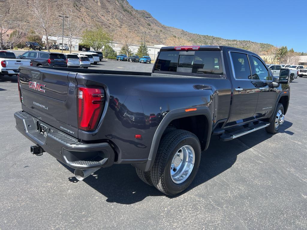 2025 GMC Sierra 3500HD Denali - Photo 7