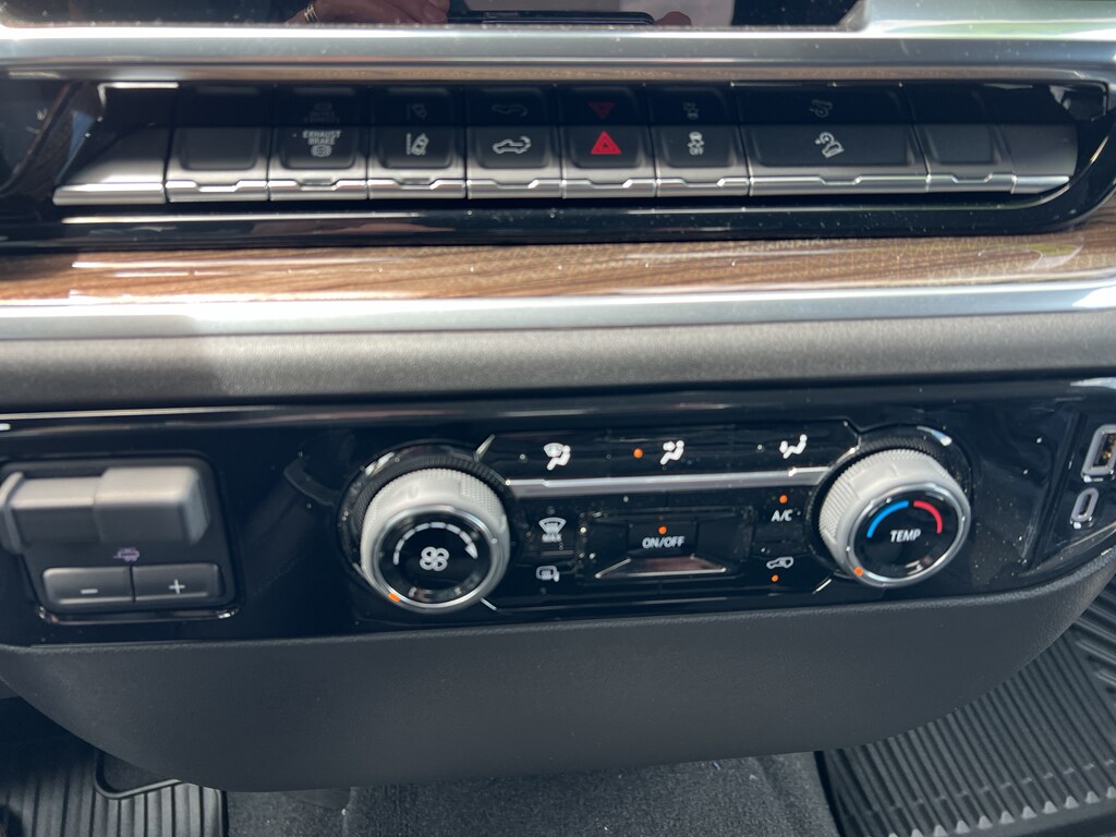 2025 Chevrolet Silverado 2500 HD LT - Photo 16