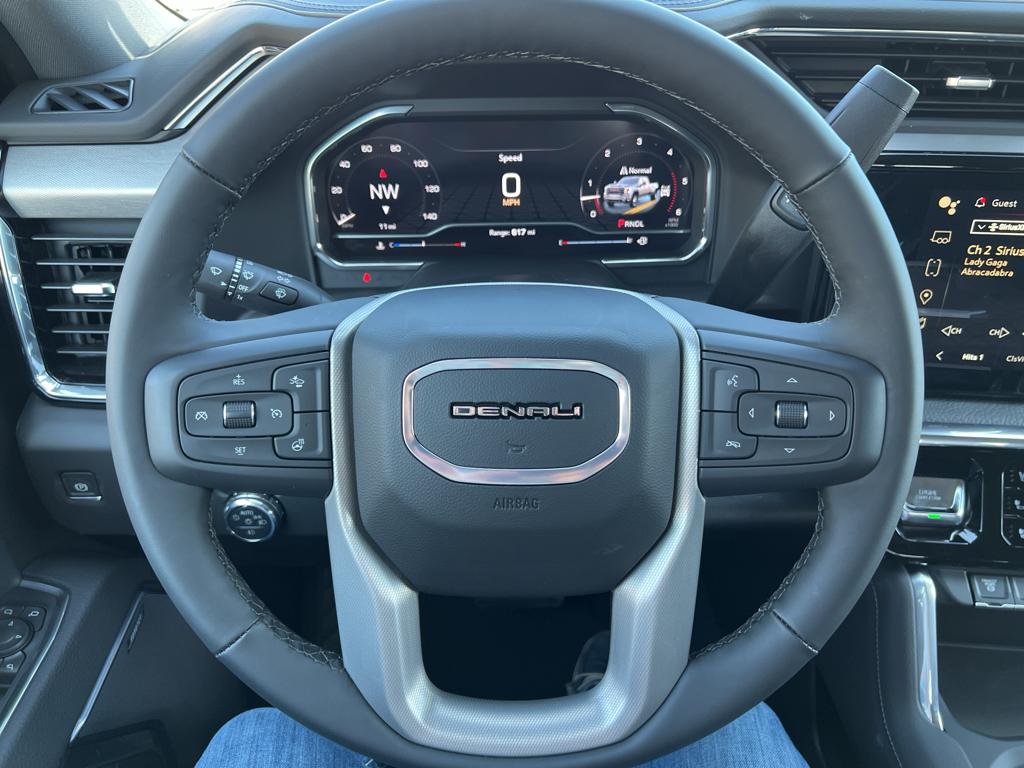 2025 GMC Sierra 3500HD Denali - Photo 23