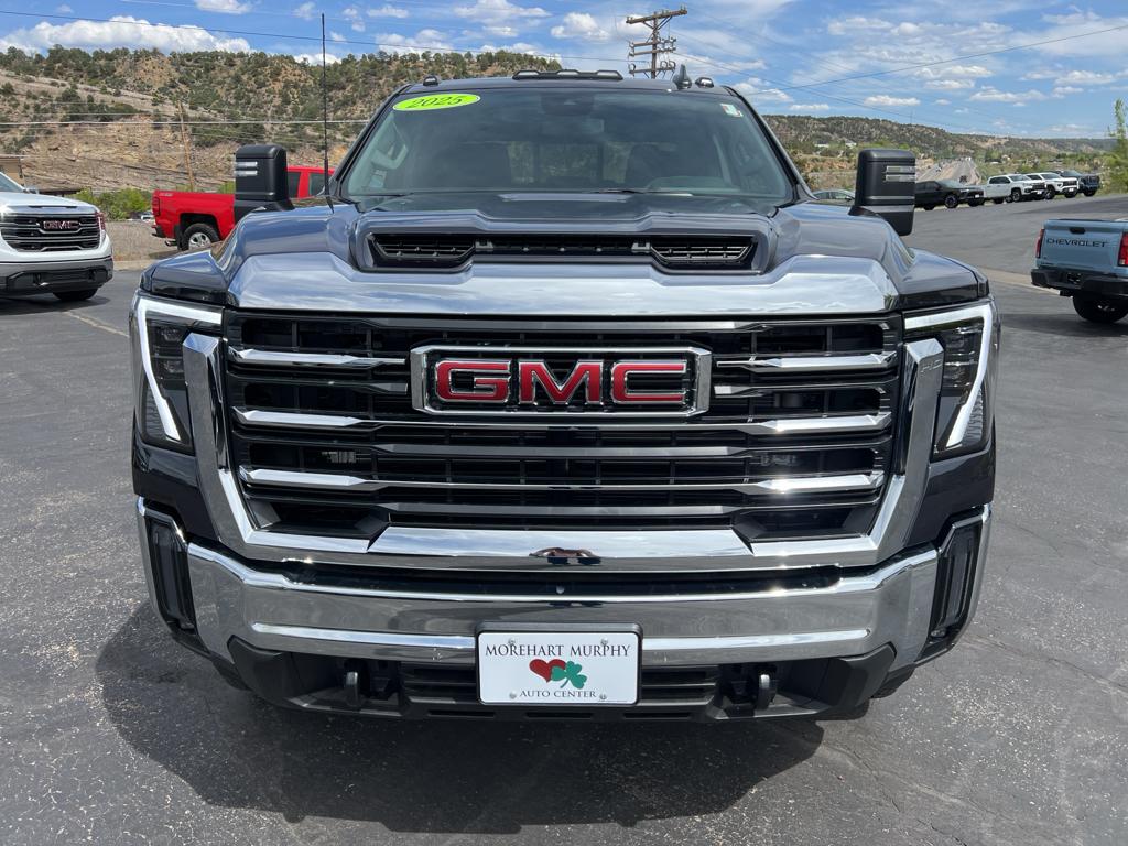 2025 Gmc Sierra 2500 HD SLE photo 2