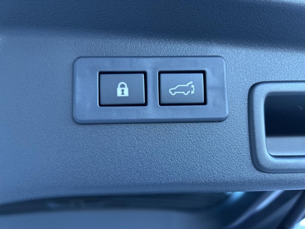 2026 Subaru Outback Limited - Photo 9