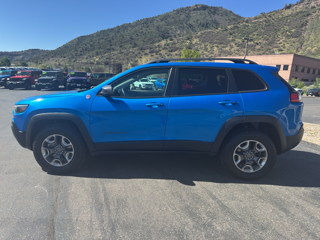 Used 2019 Jeep Cherokee Trailhawk SUV