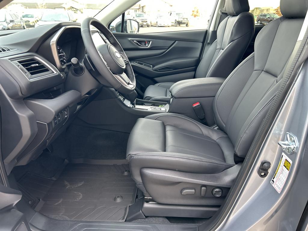 2026 Subaru Ascent Limited - Photo 17