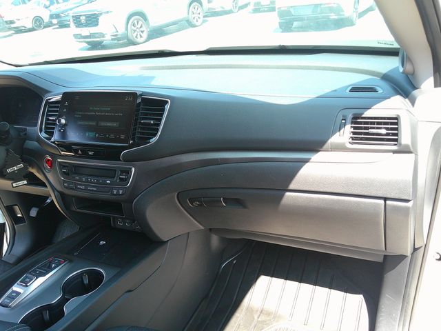 2025 Honda Ridgeline Sport - Photo 26
