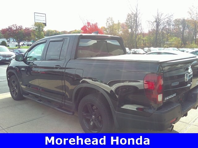 2023 Honda Ridgeline Black Edition photo 3