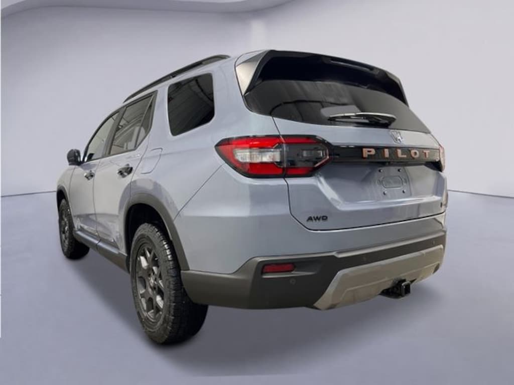New 2026 Honda Pilot TrailSport SUV