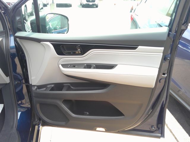 2024 Honda Odyssey Touring - Photo 29