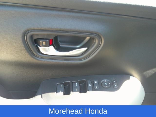 2026 Honda HR-V LX - Photo 17