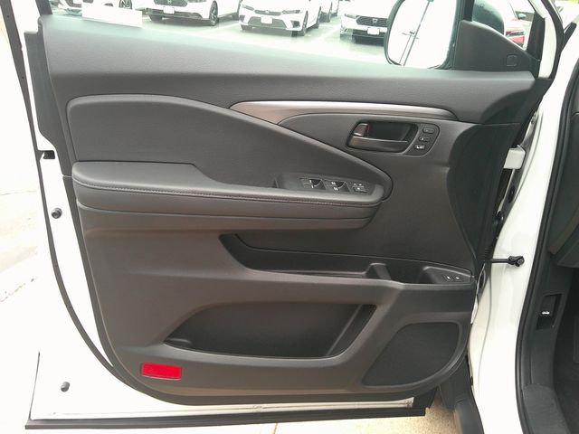 2023 Honda Passport EX-L - Photo 18