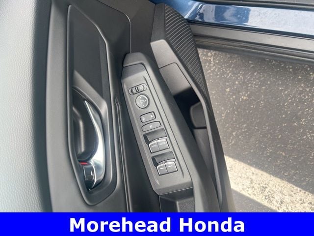 2025 Honda Accord SE - Photo 28