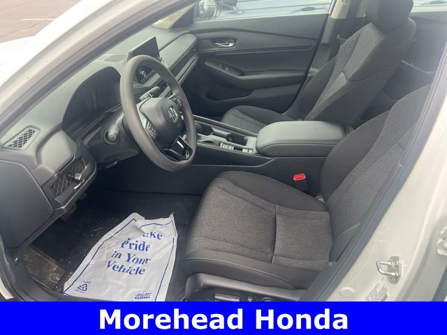 2025 Honda Accord SE - Photo 27