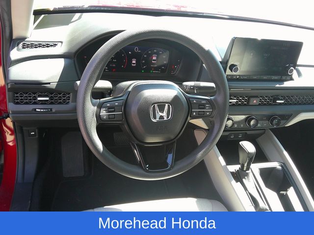2025 Honda Accord SE - Photo 11