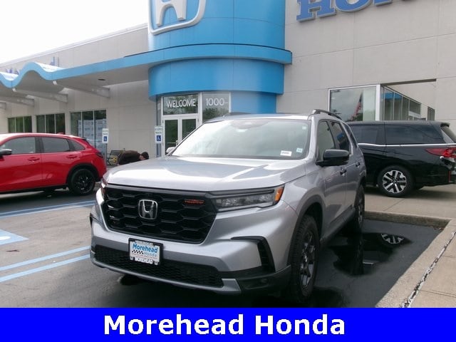 2025 Honda Pilot TrailSport's photo