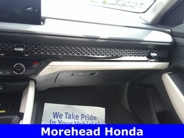 2025 Honda Accord Hybrid EX-L - Photo 17
