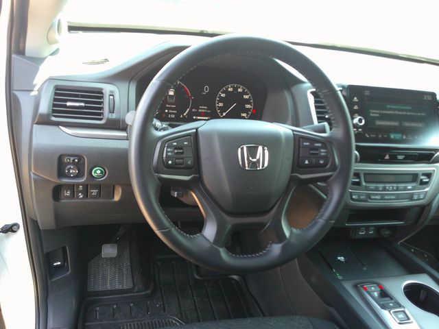 2025 Honda Ridgeline Sport - Photo 12