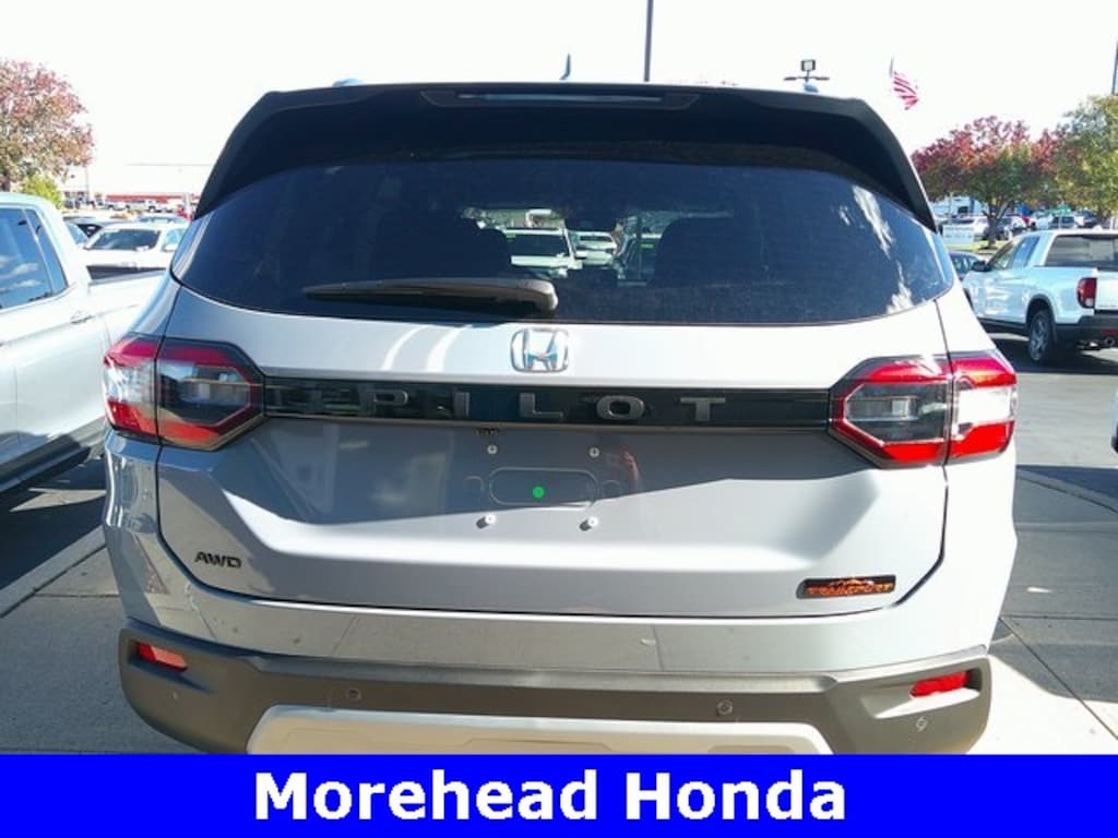 New 2025 Honda Pilot TrailSport SUV