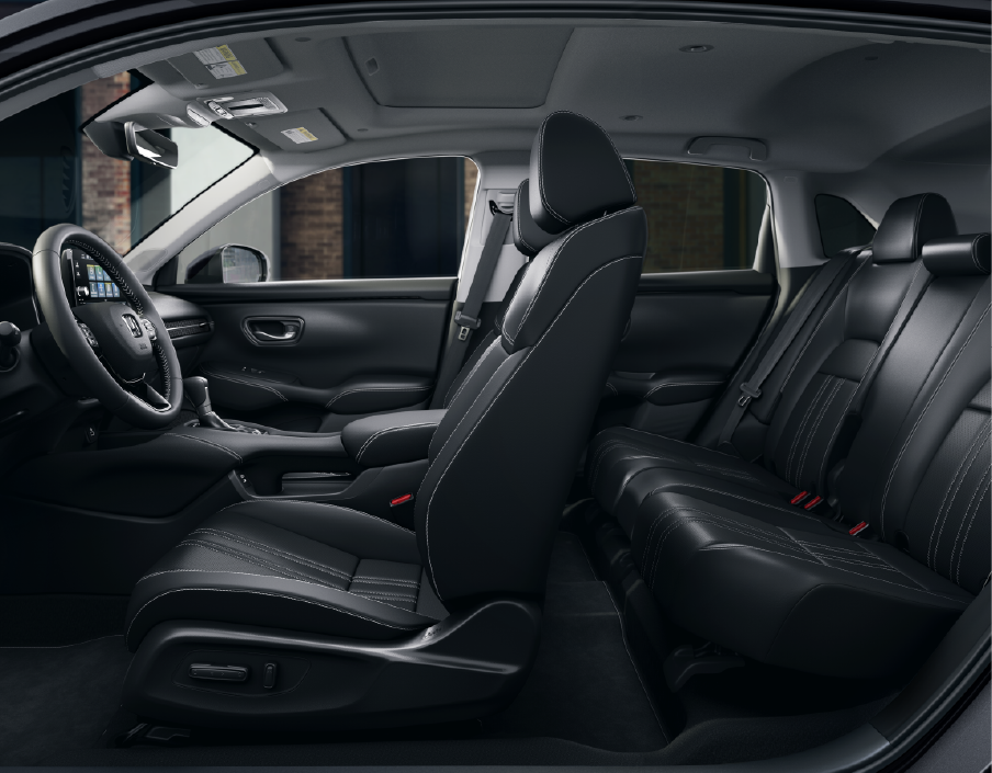 MOR-1614%202025%20Honda%20HR-V%20LP-04.png