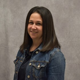 Staff member Jennifer Lunhan - Service Advisor from ID_c93a5bcef32e