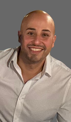 Staff member Mark Nesheiwat  from ID_f59cb942c516