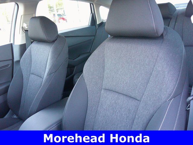 2025 Honda Accord SE - Photo 19