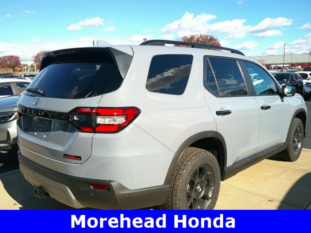 New 2025 Honda Pilot TrailSport SUV