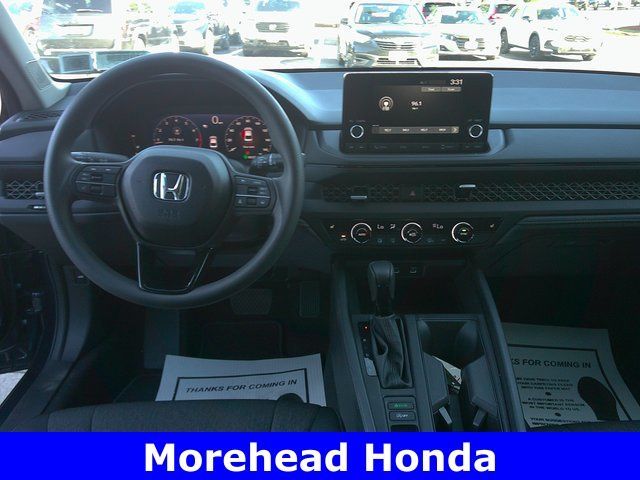 2025 Honda Accord SE - Photo 19