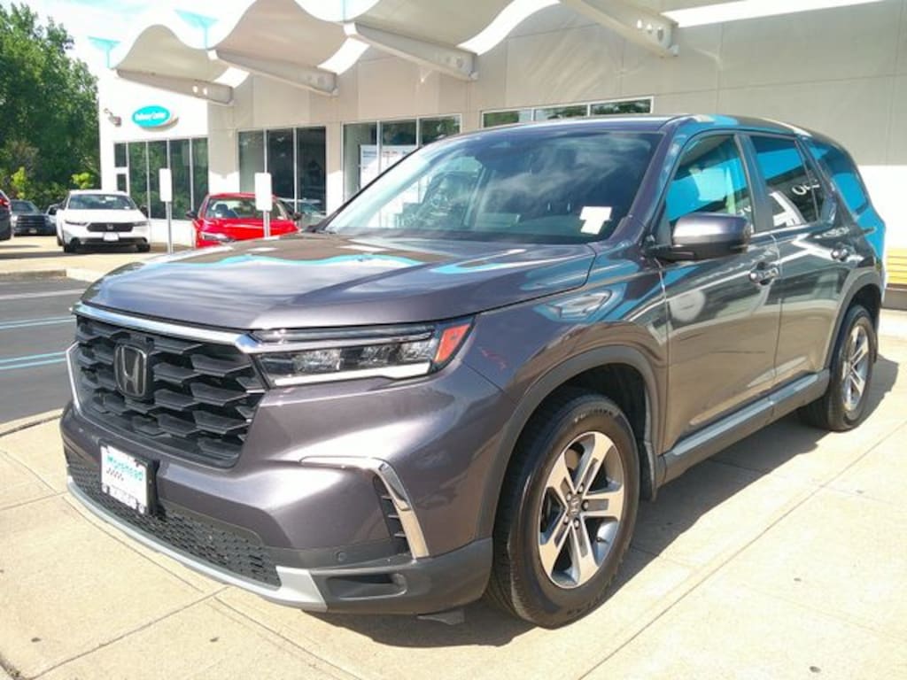 Used 2023 Honda Pilot EX-L 8 Passenger SUV