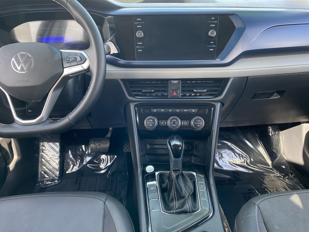 Used 2024 Volkswagen Taos 1.5T SE SUV