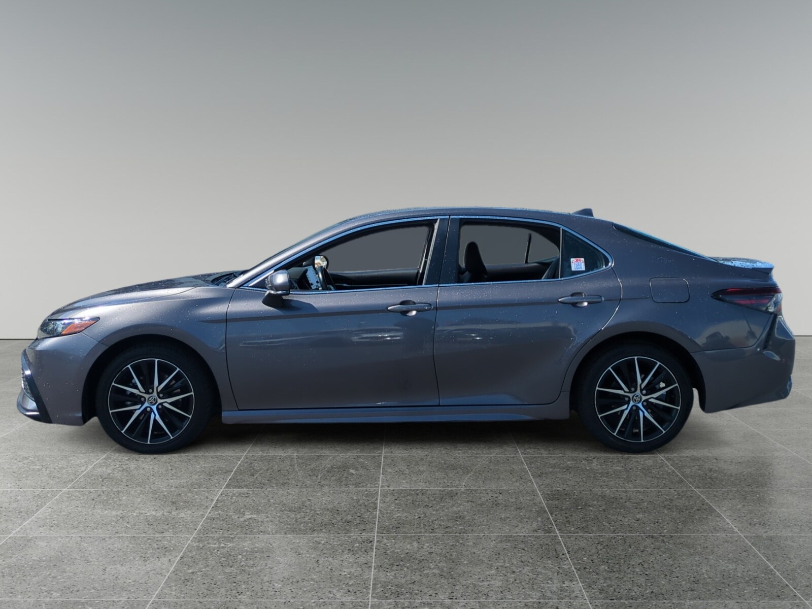 2023 Toyota Camry SE photo 2