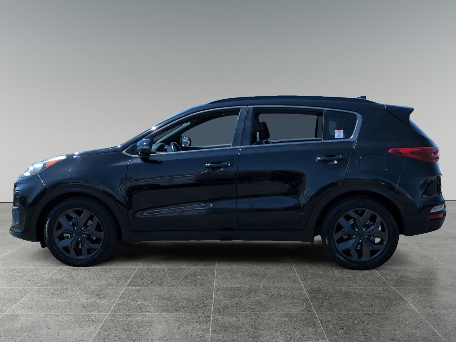 2022 Kia Sportage Nightfall Edition photo 2