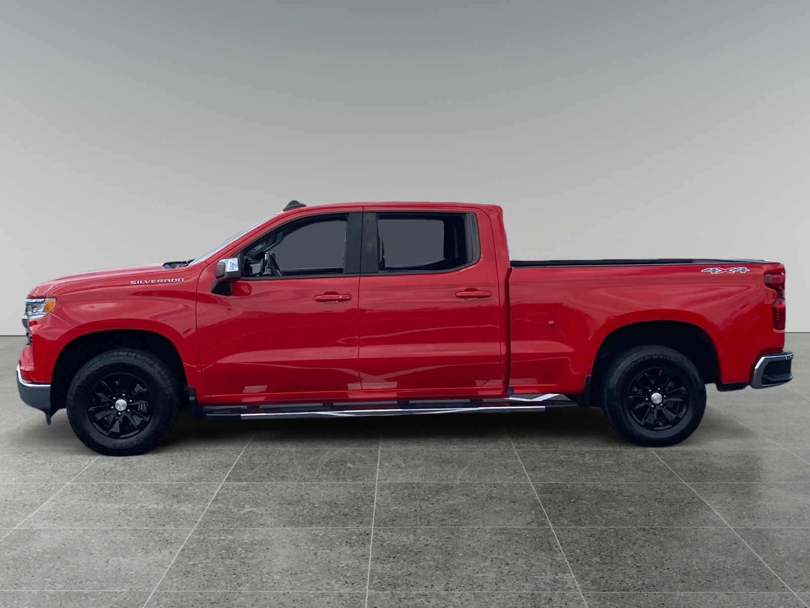 2024 Chevrolet Silverado 1500 LT photo 2