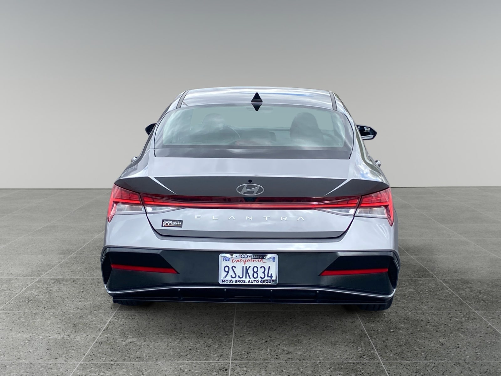 2025 Hyundai Elantra SEL Convenience photo 4
