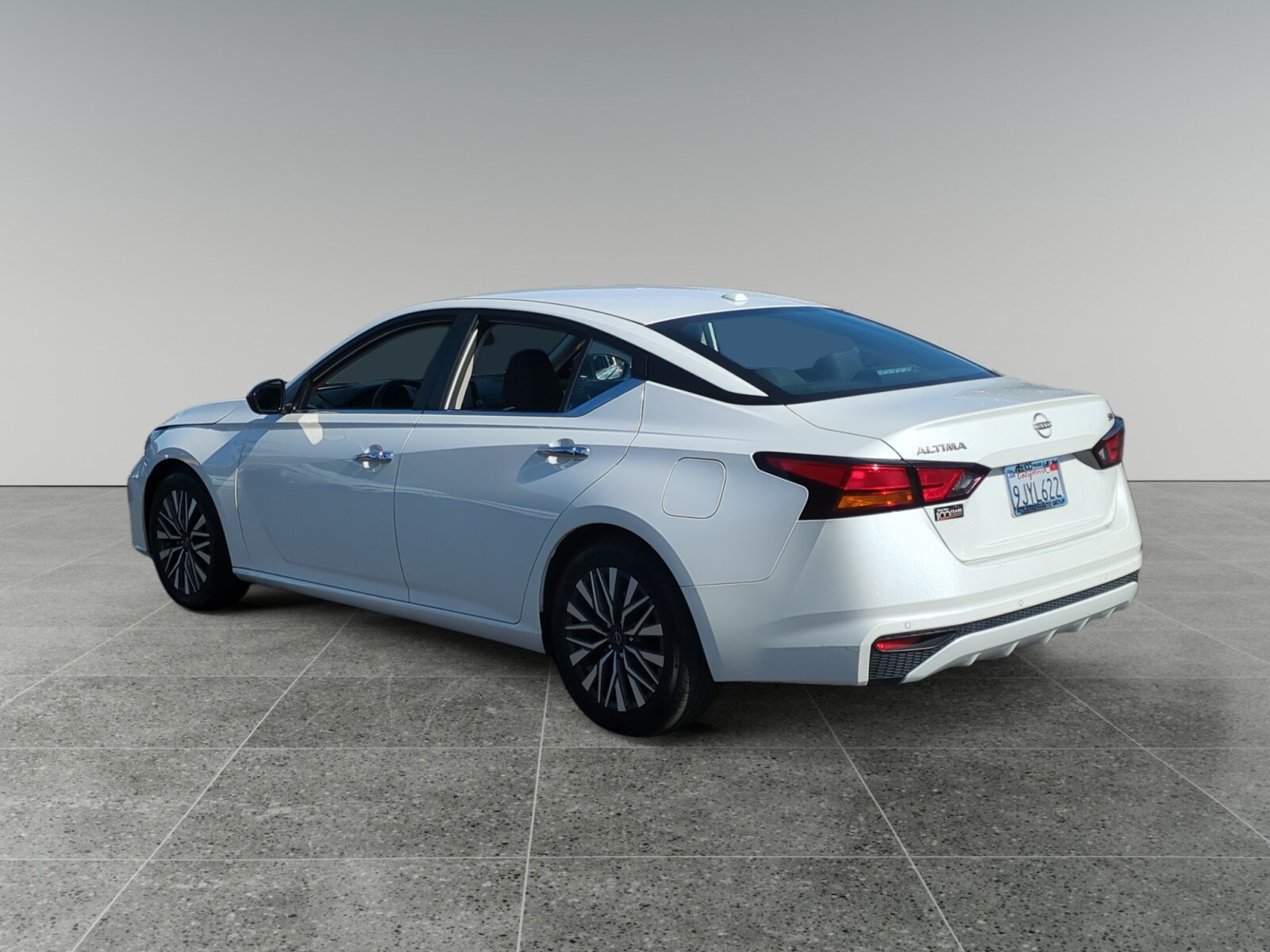 2024 Nissan Altima 2.5 SV photo 3