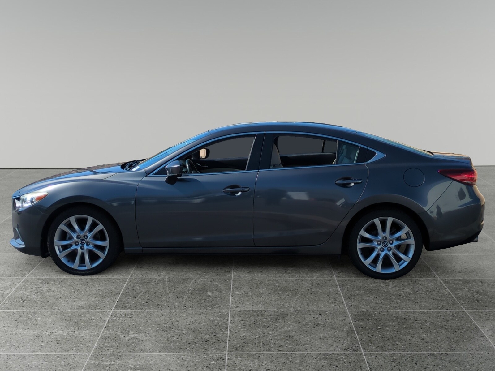 2017 Mazda Mazda6 Touring photo 2