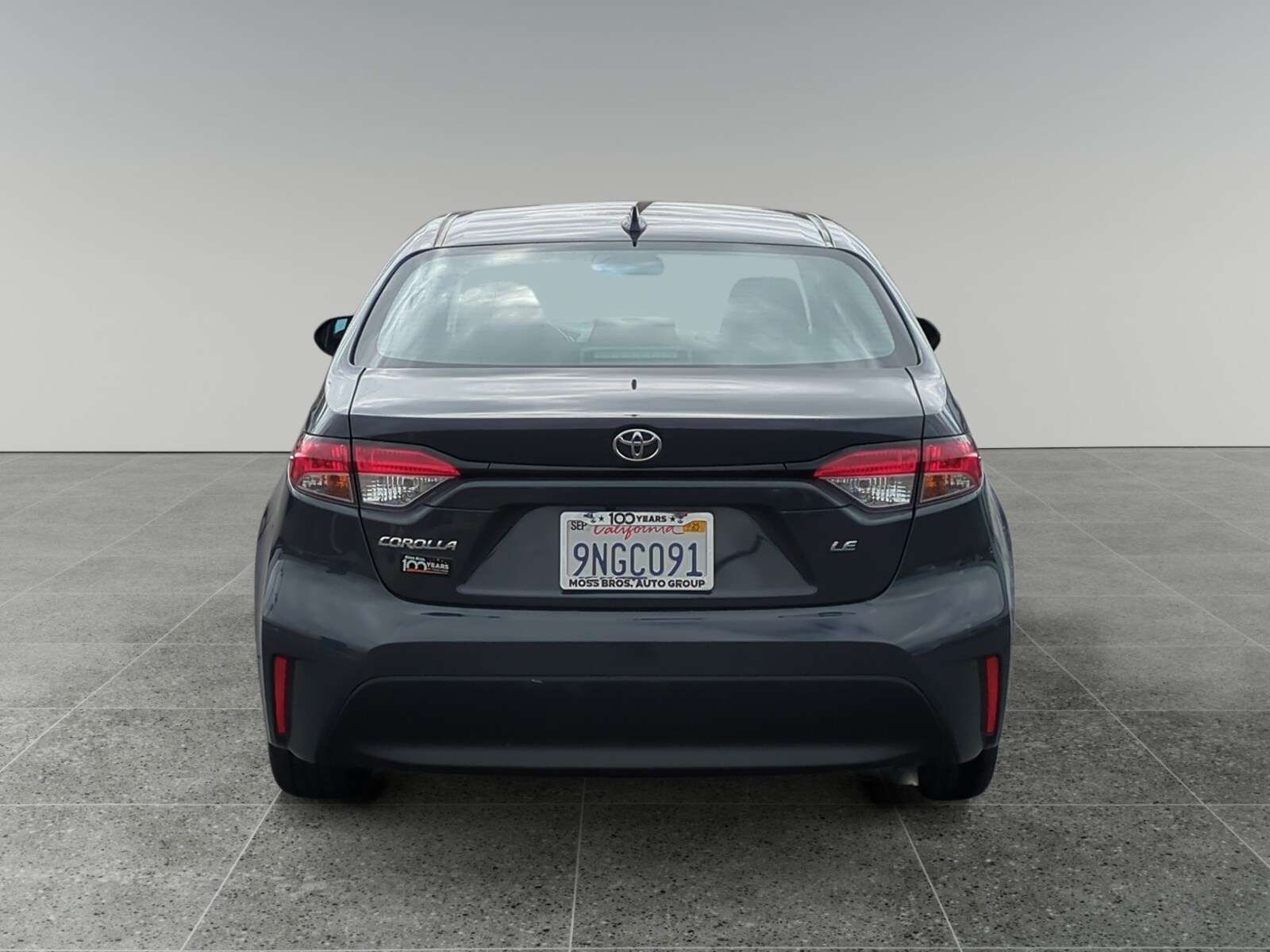 2024 Toyota Corolla LE photo 3