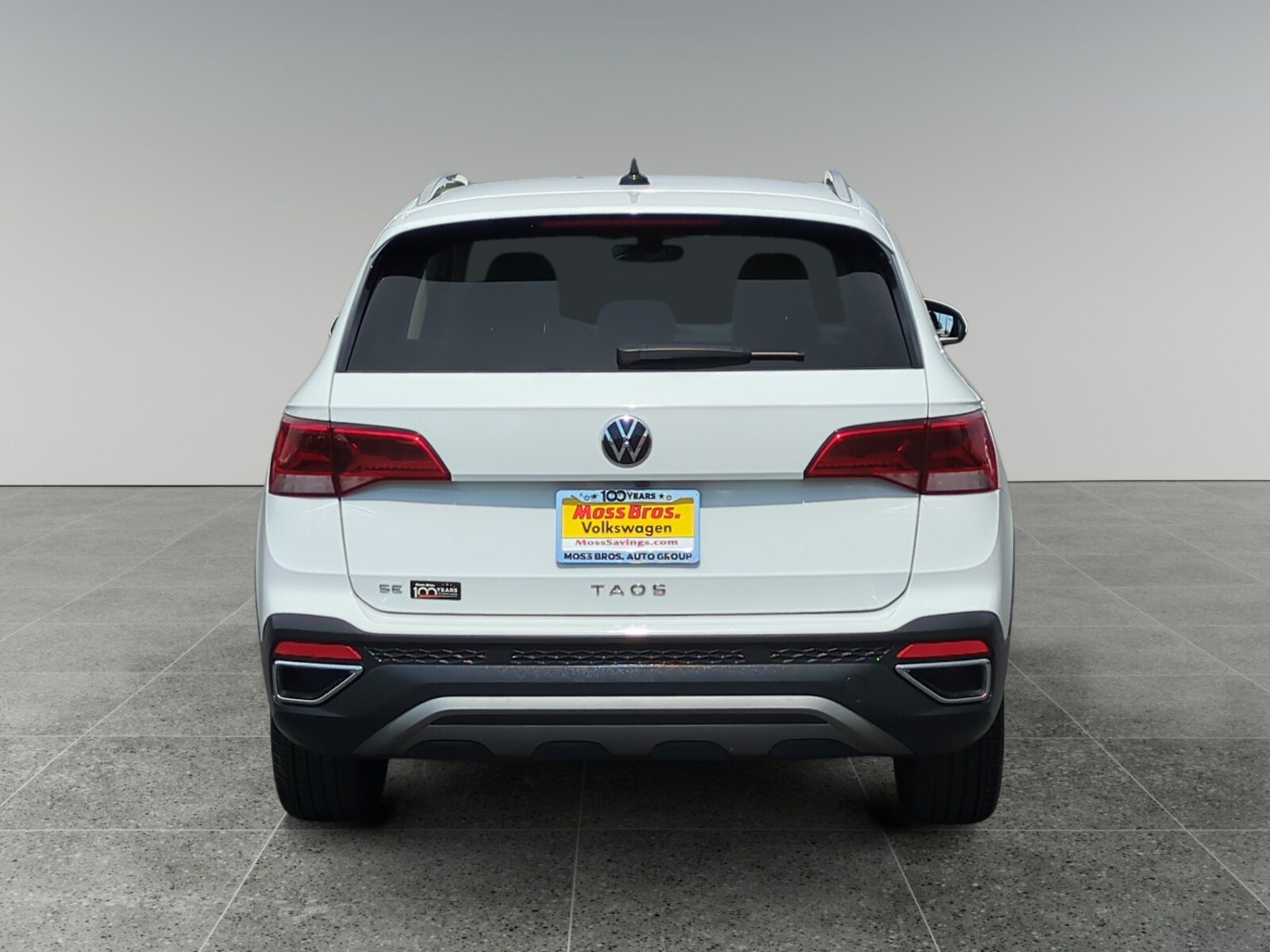 2024 Volkswagen Taos SE photo 4
