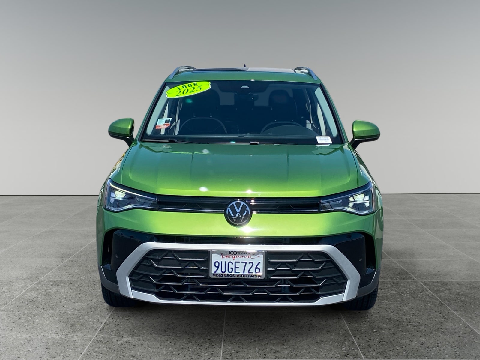2025 Volkswagen Taos SE - Photo 8