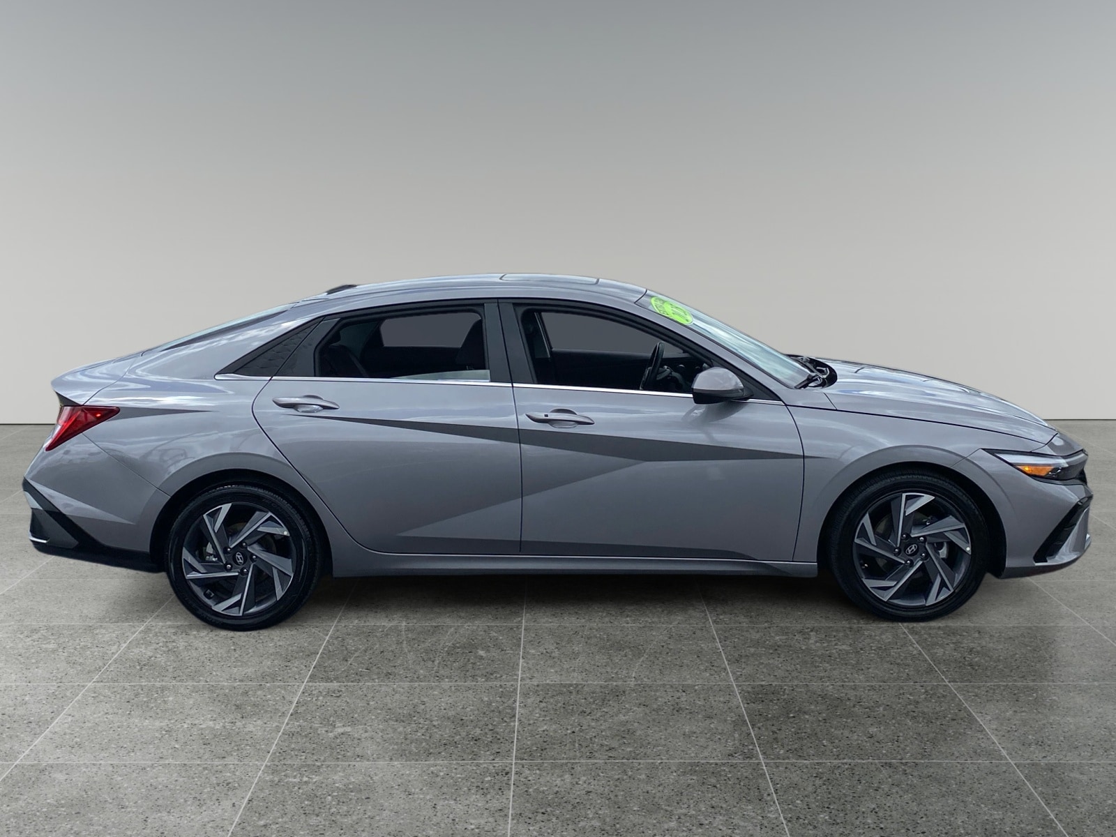2025 Hyundai Elantra SEL Convenience photo 6