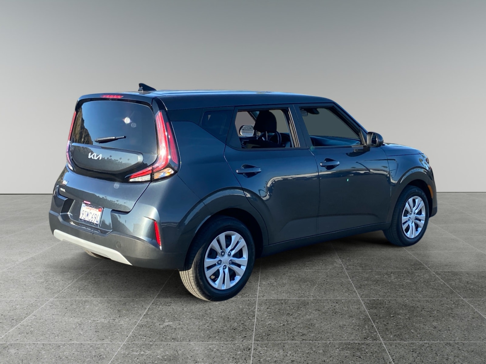 2025 Kia Soul LX photo 5