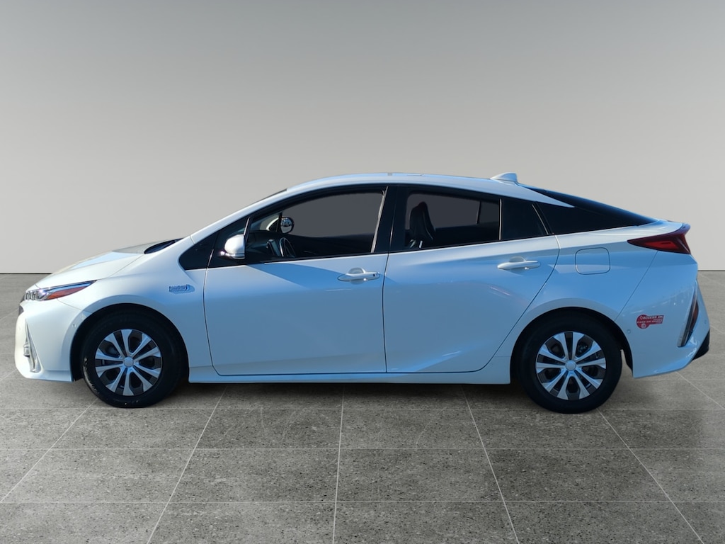 Used 2017 Toyota Prius Prime Advanced Hatchback